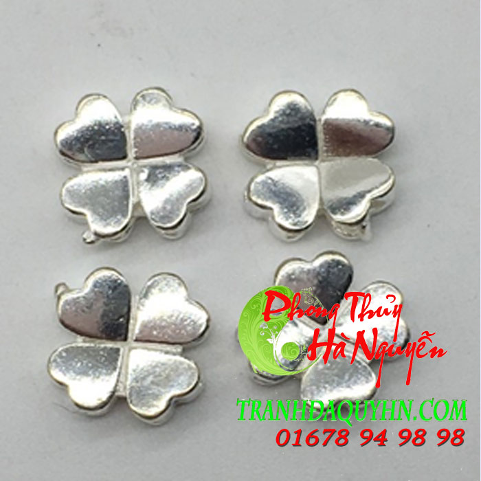 charm bạc cỏ 4 lá
